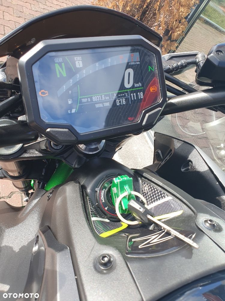Kawasaki Z 900 - 15