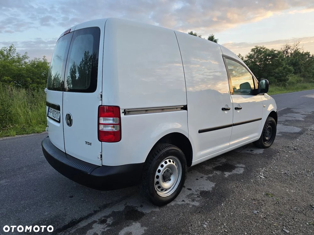 Volkswagen Caddy - 5