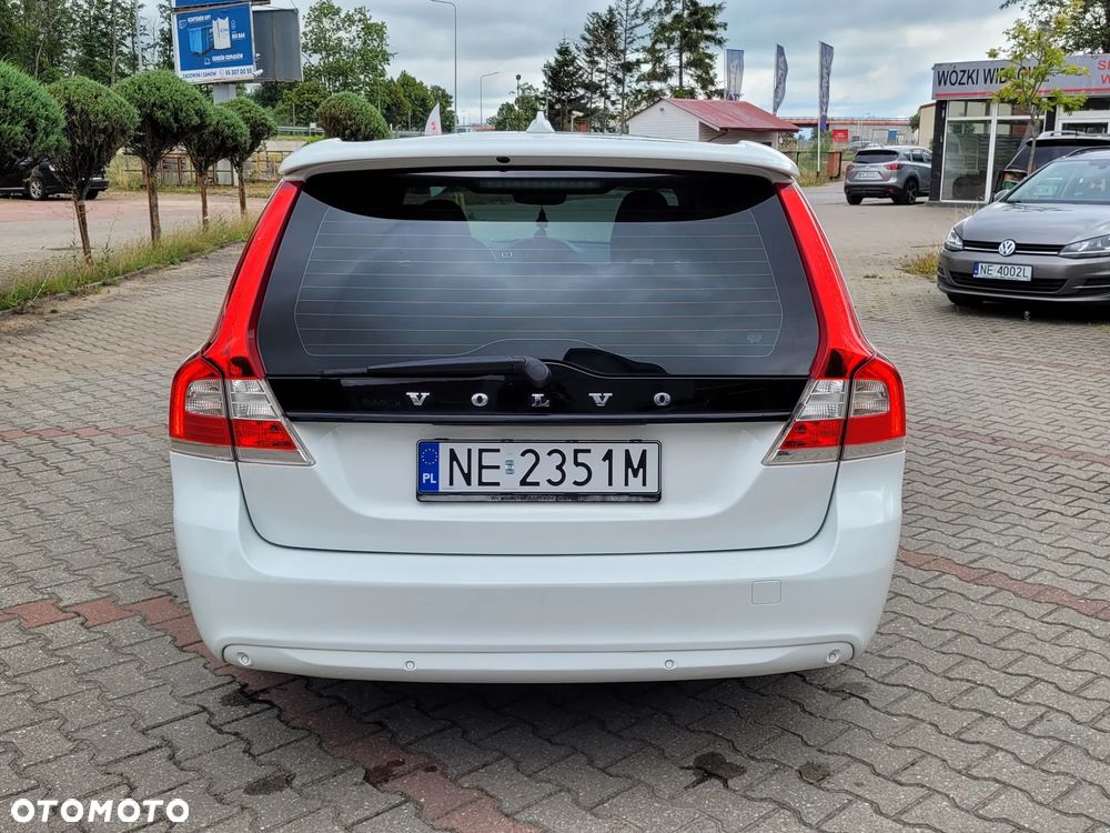 Volvo V70 D3 Momentum - 5