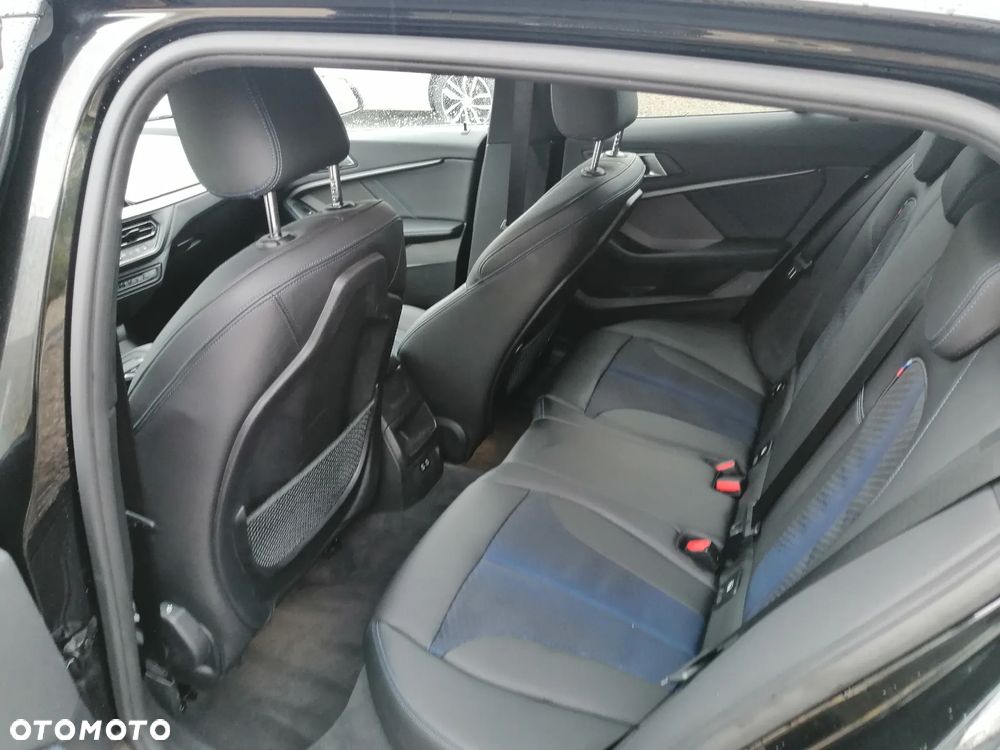 BMW Seria 1 120d xDrive M Sport Shadow - 6