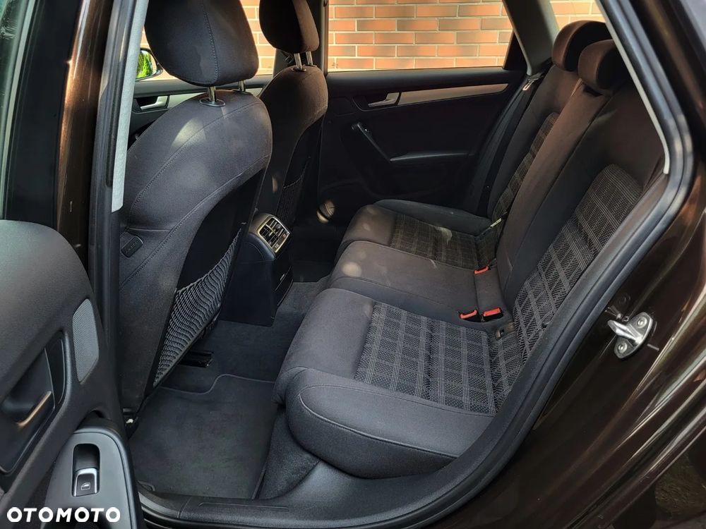 Audi A4 Avant 2.0 TDI quattro - 8