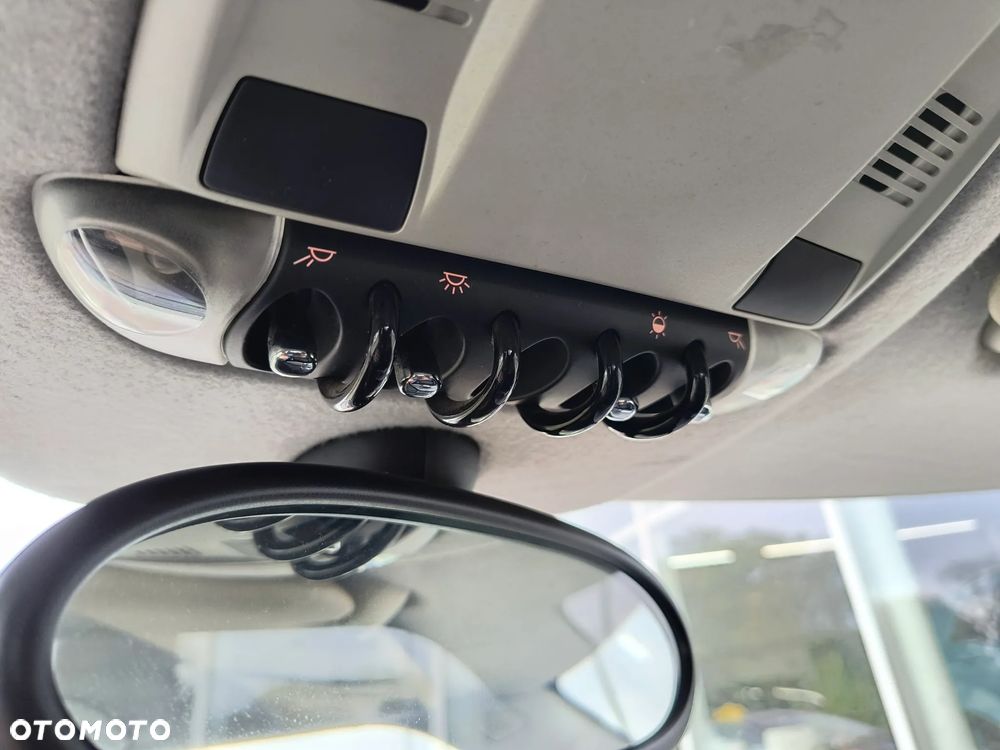 MINI ONE Standard - 11