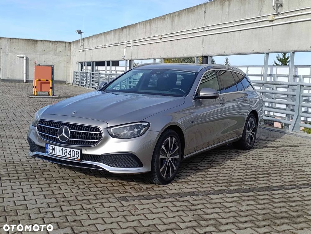 Mercedes-Benz Klasa E 300 de 4Matic T 9G-TRONIC - 2