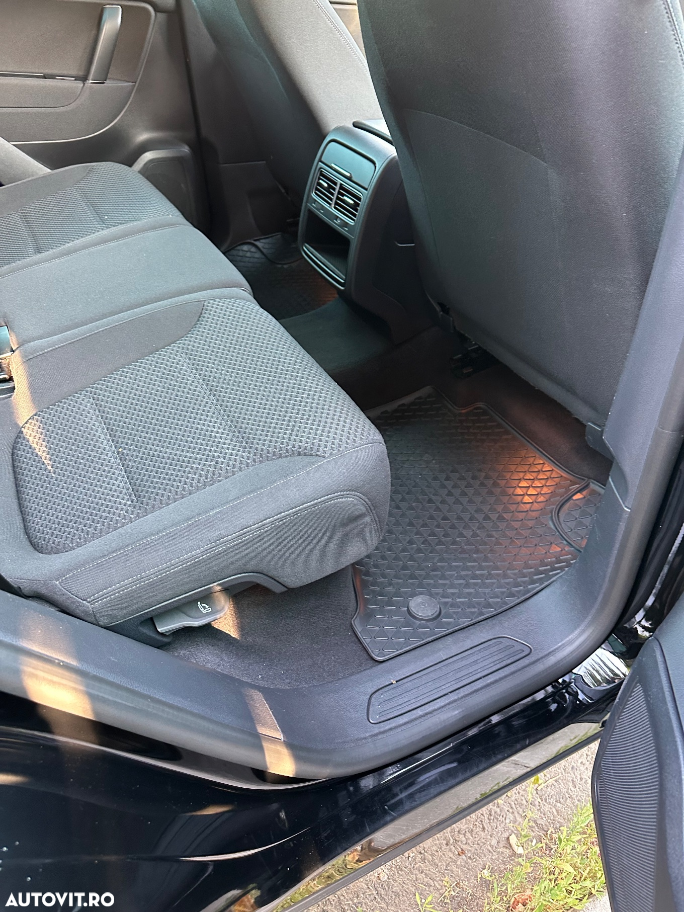 Volkswagen Touareg - 13