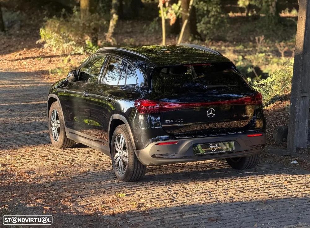 Mercedes-Benz EQA 300 4Matic AMG Line - 39