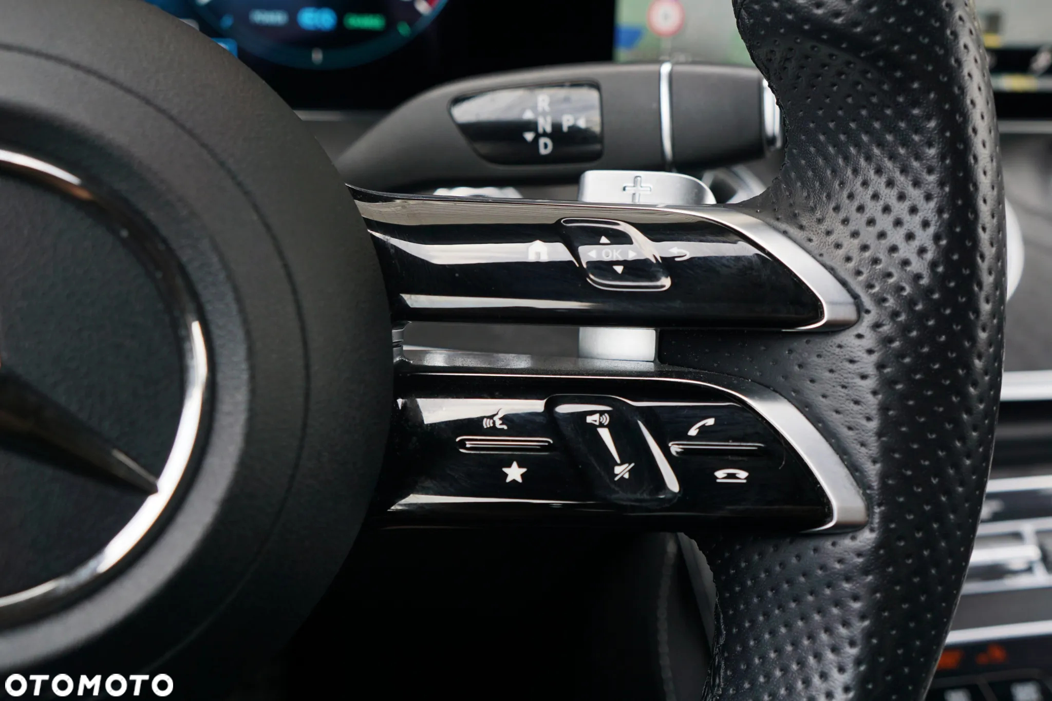 Mercedes-Benz Klasa E 300 Coupe 9G-TRONIC - 19