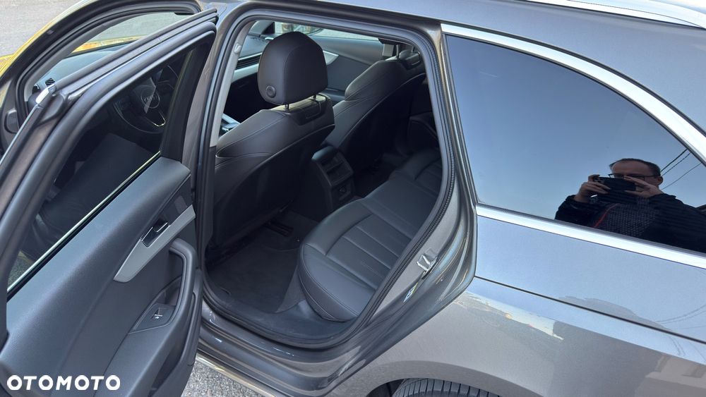 Audi A4 Avant - 11