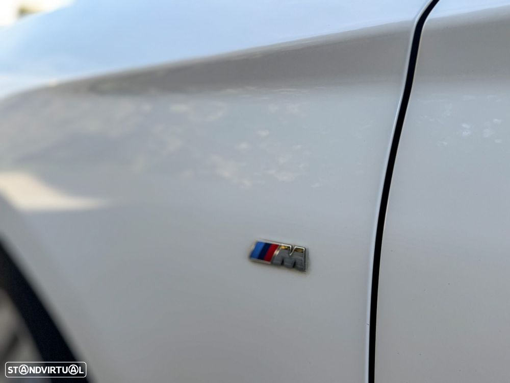 BMW 118 d Pack M - 16