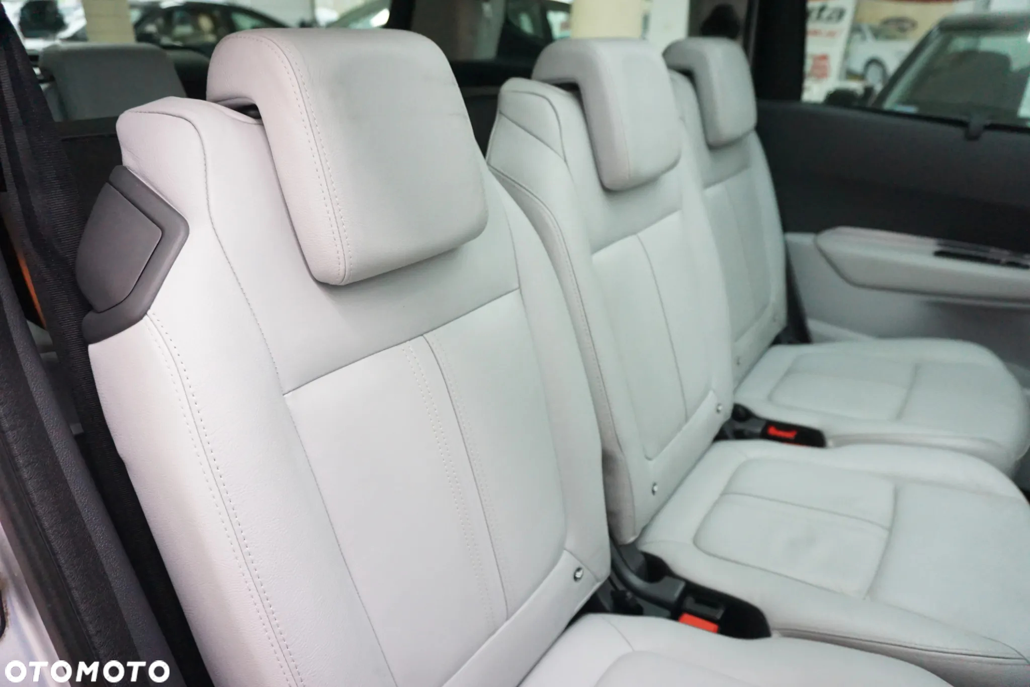 Peugeot 5008 2.0 HDi Family 7os - 23