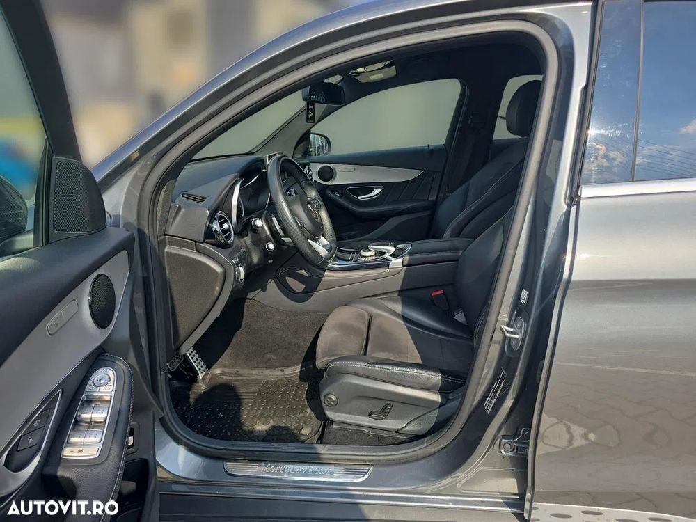 Mercedes-Benz GLC Coupe 350 e 4MATIC - 11