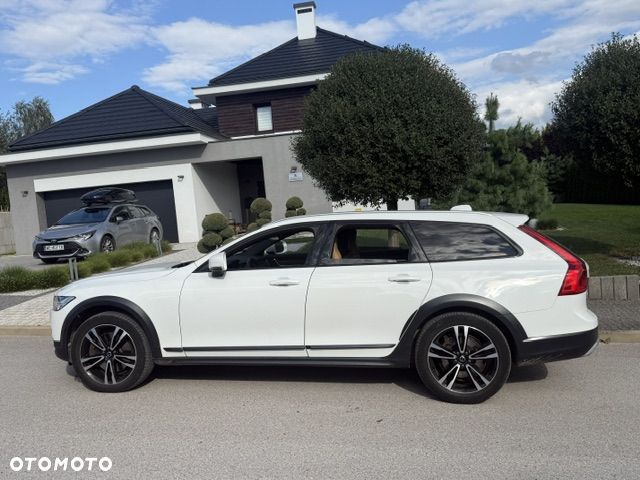 Volvo V90 D5 AWD Momentum - 2