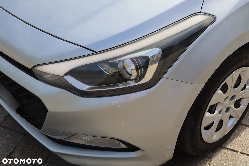 Hyundai i20 1.4 CRDI Comfort - 9
