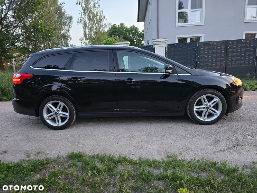 Ford Focus 1.0 EcoBoost STart-Stopp-System TITANIUM - 1