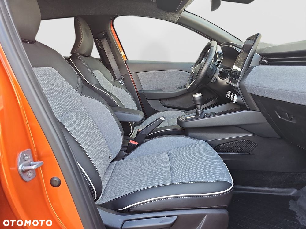 Renault Clio 1.0 TCe Techno - 13