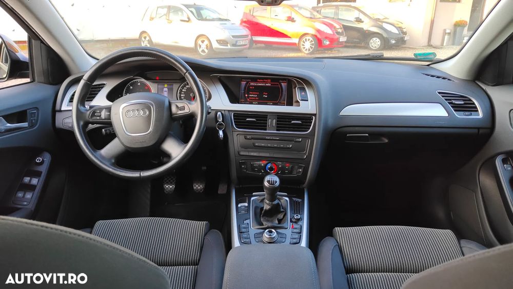 Audi A4 Avant - 8