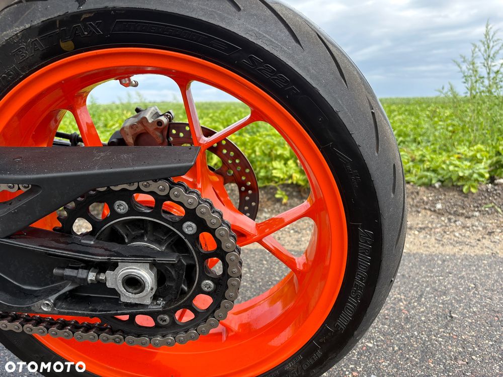 KTM DUKE 890 - 10