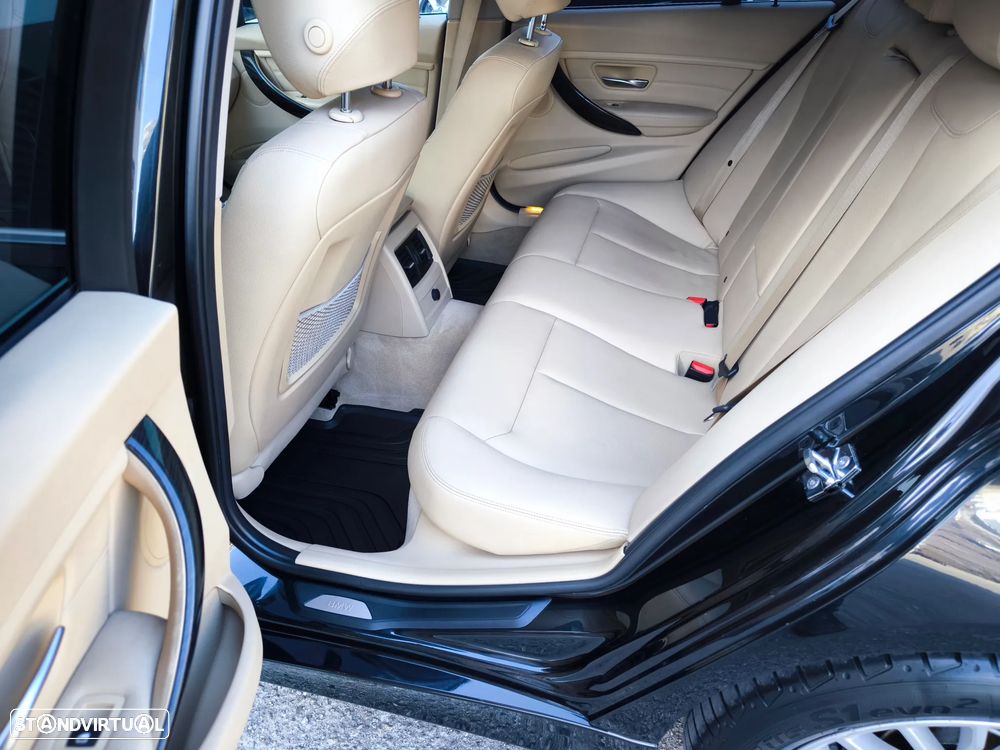 BMW 320 d Auto Line Luxury - 19