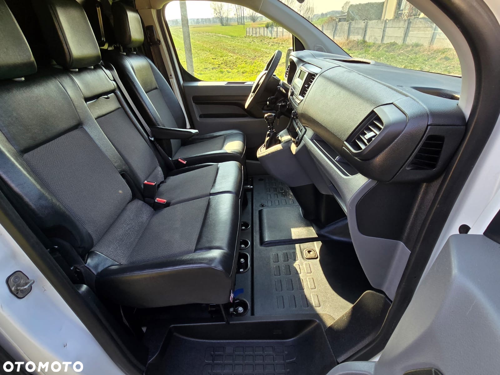 Peugeot Expert - 9