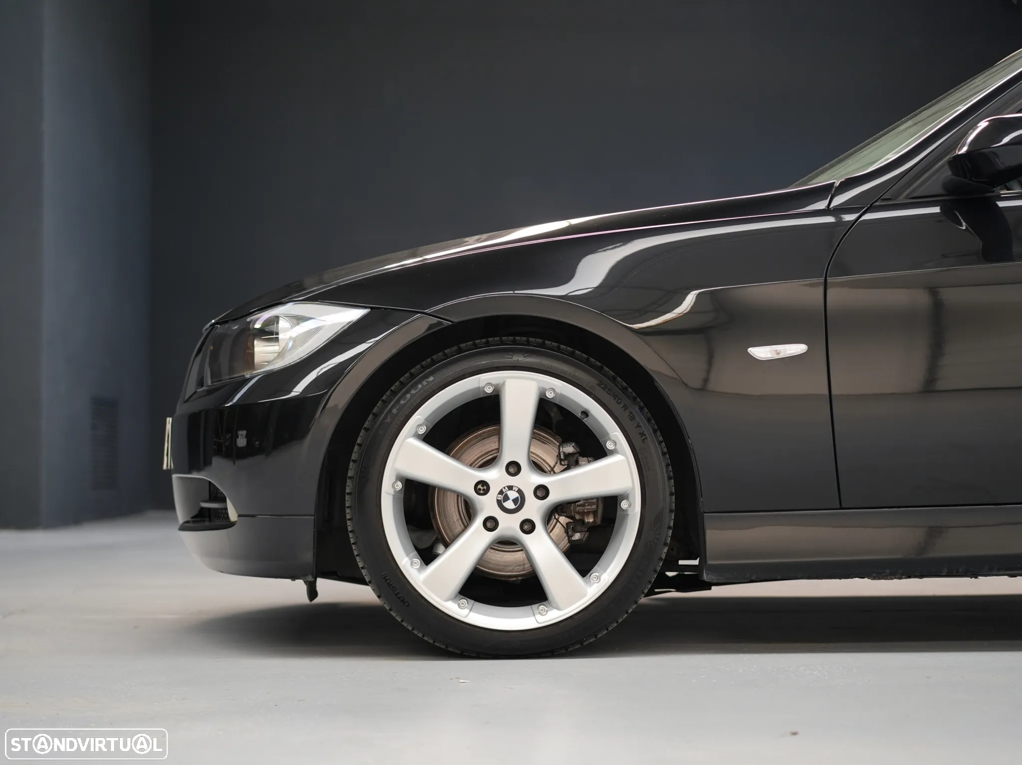 BMW 320 d Touring Exclusive - 8