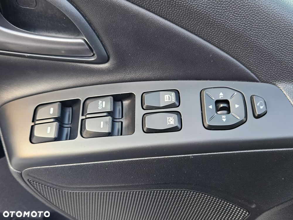 Hyundai ix35 1.6 GDI Premium 2WD - 35