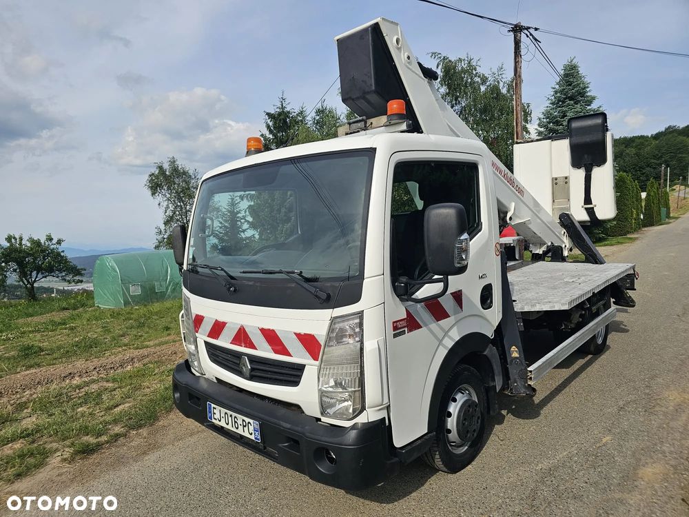Renault Maxity 120.35 - 3