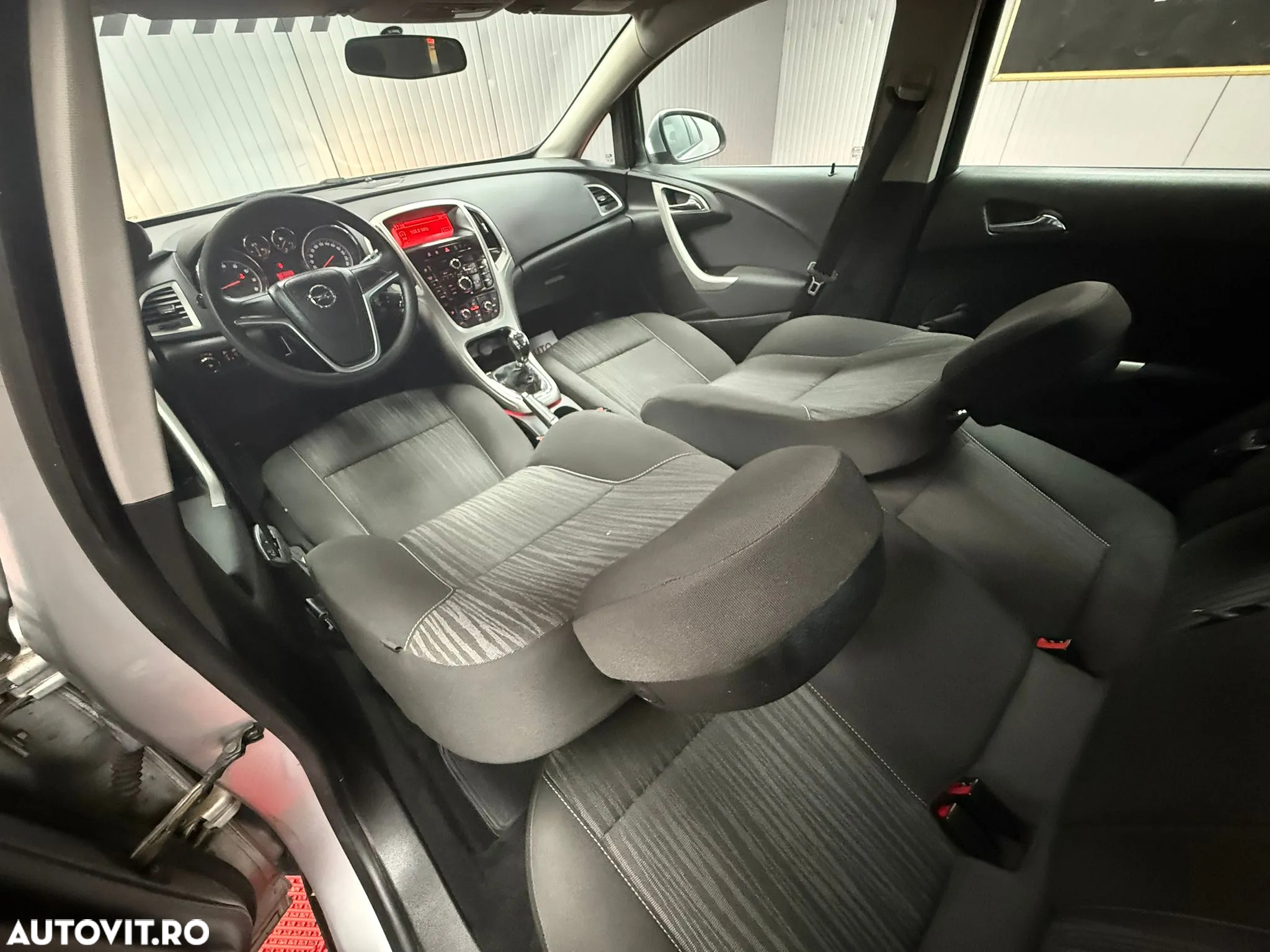 Opel Astra 1.6 - 13