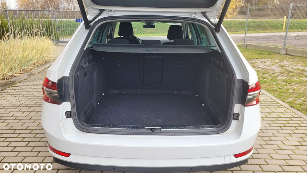 Skoda Superb 1.5 TSI ACT Ambition DSG - 7