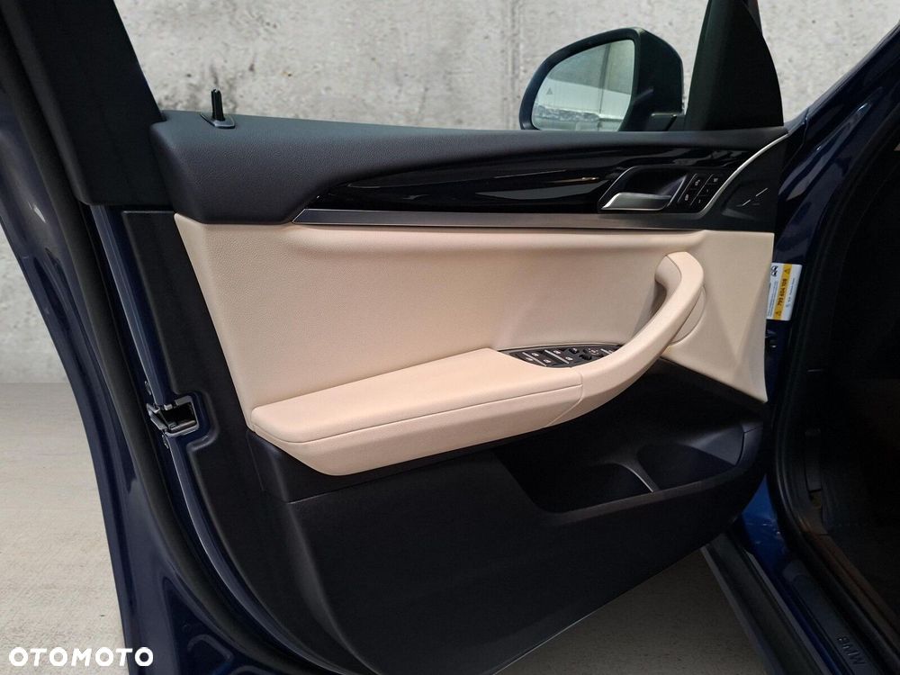 BMW X3 - 11