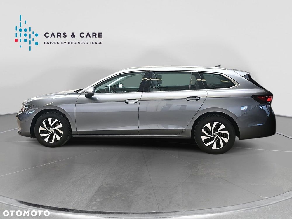 Volkswagen Passat - 29