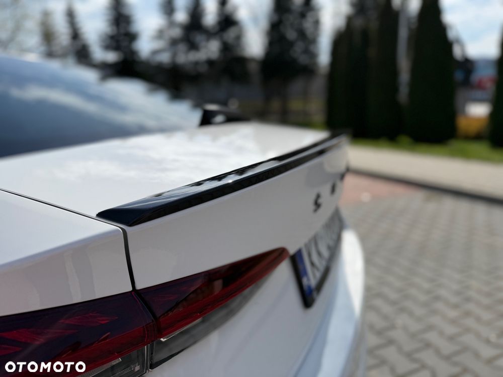 Skoda Octavia 2.0 TDI SCR Ambition DSG - 9