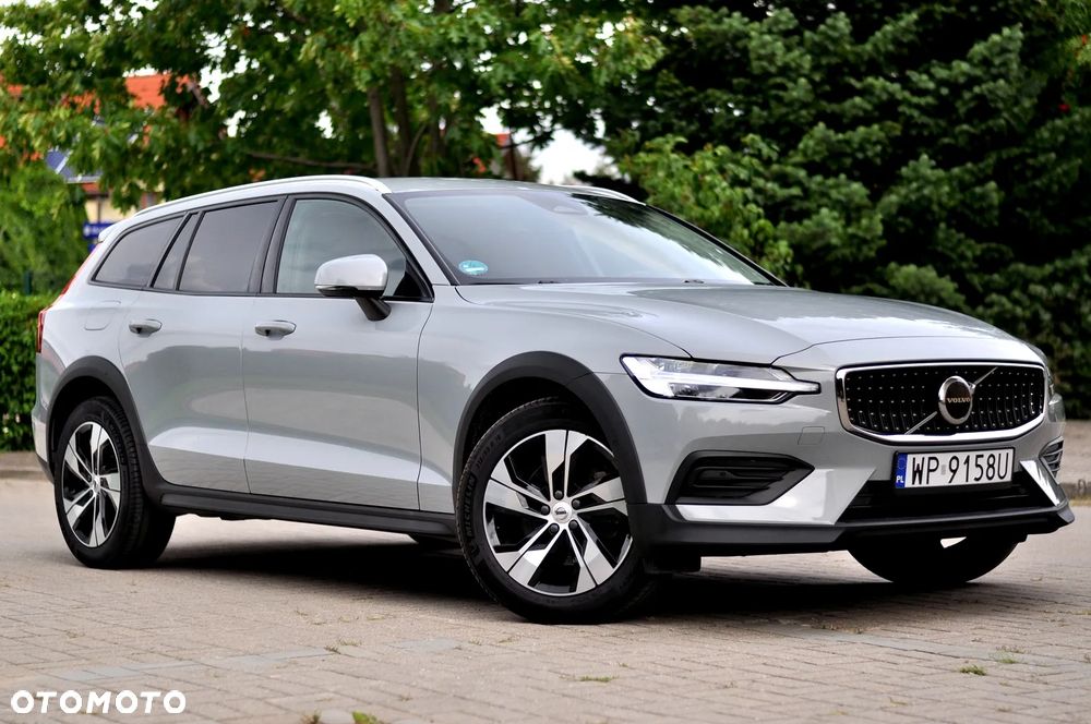 Volvo V60 Cross Country B4 D AWD Geartronic Pro - 2