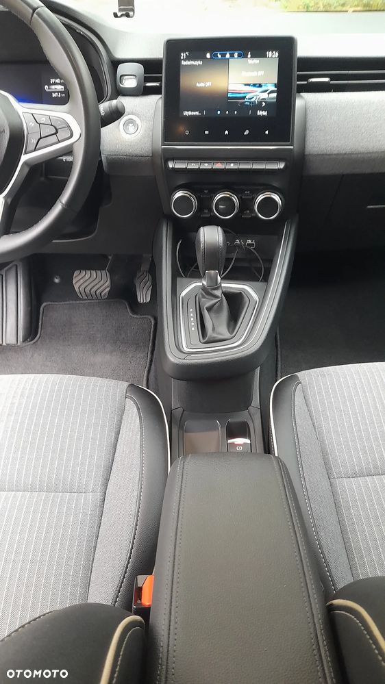 Renault Clio E-TECH 140 INTENS - 18