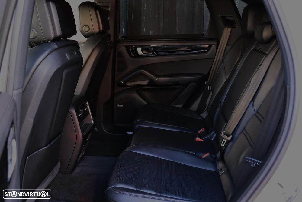 Porsche Cayenne E-Hybrid - 51