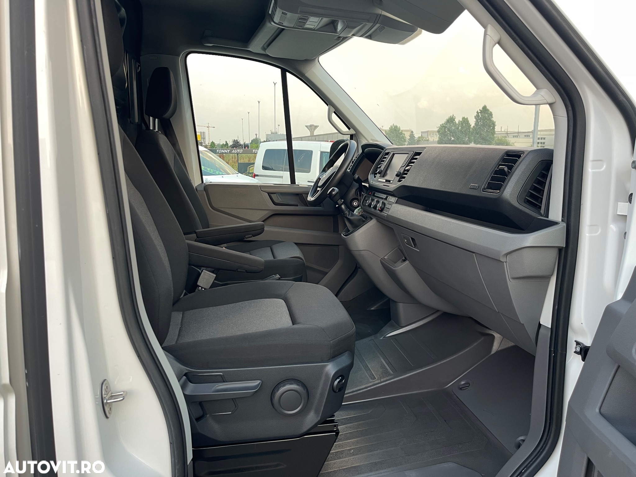 Volkswagen Crafter L5 H3 - 11