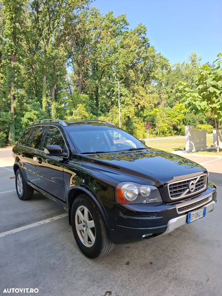 Volvo XC 90 - 1