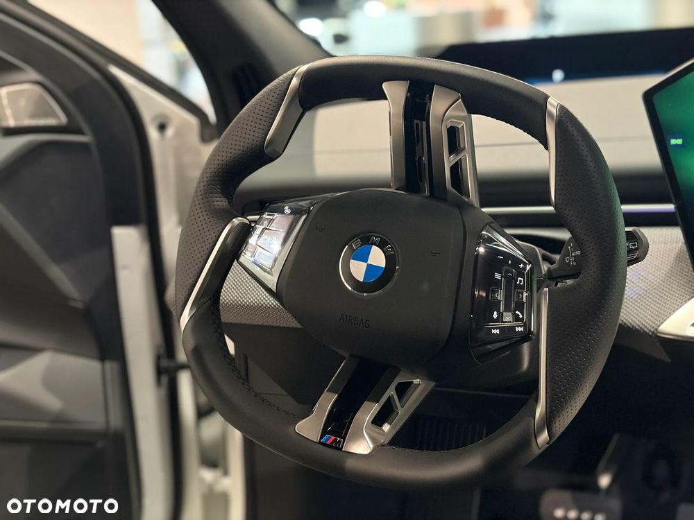 BMW iX3 50 xDrive 113.4kWh - 25