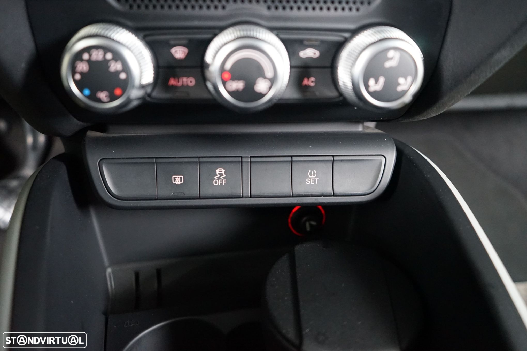 Audi A1 1.6 TDI Ambition - 28