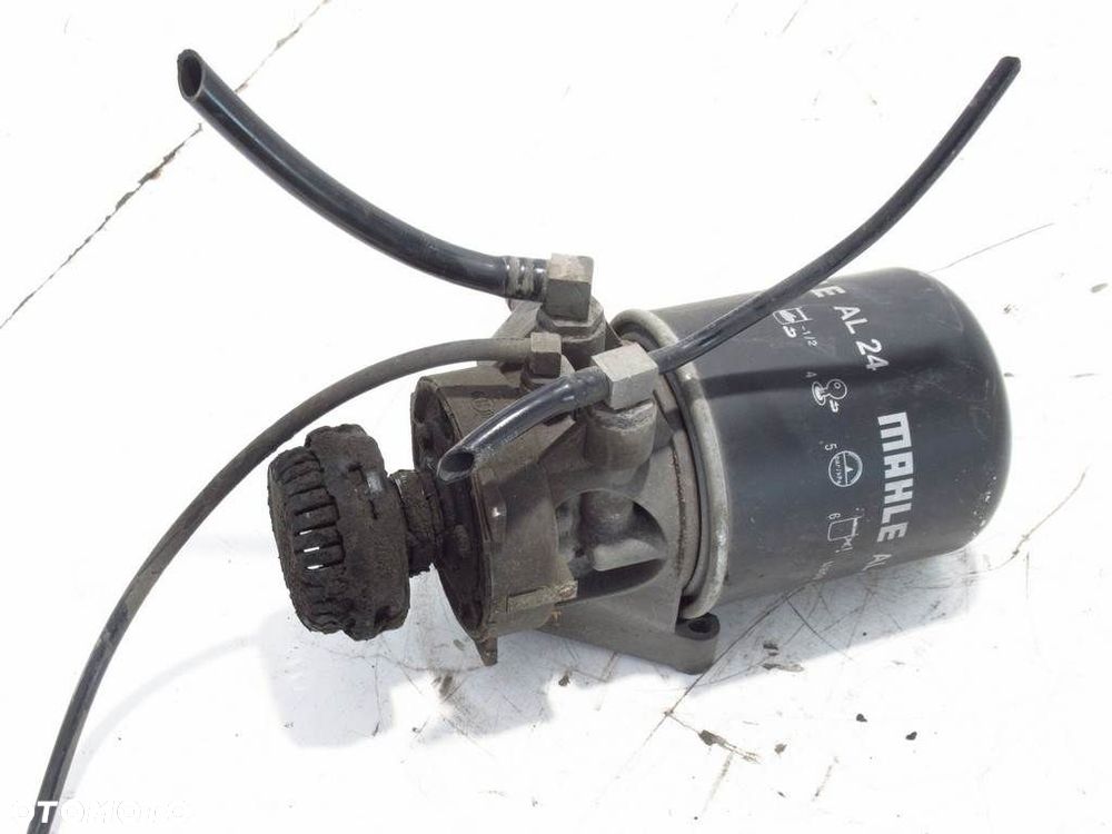 PODSTAWA OSUSZACZA - 226.00 PLN - MAN TGX I 2006 - 2022 18.440 81521026102 - 5