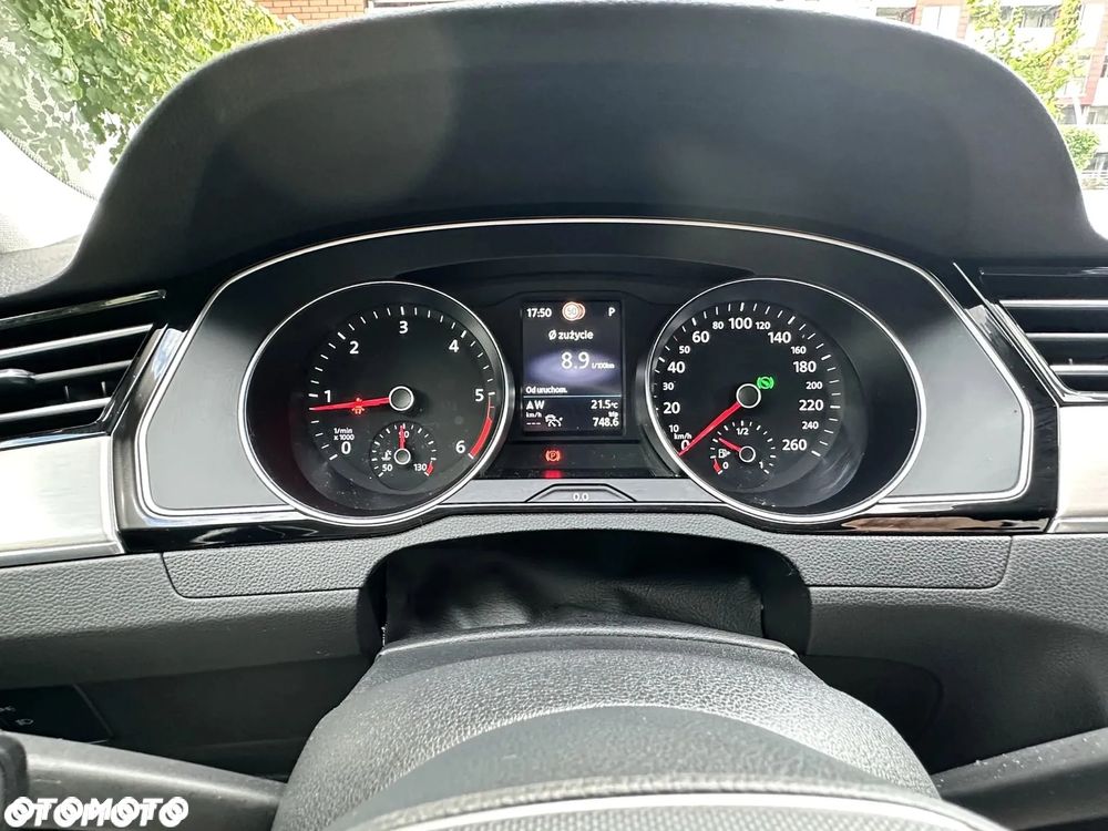 Volkswagen Passat 2.0 TDI 4Mot Elegance DSG - 13