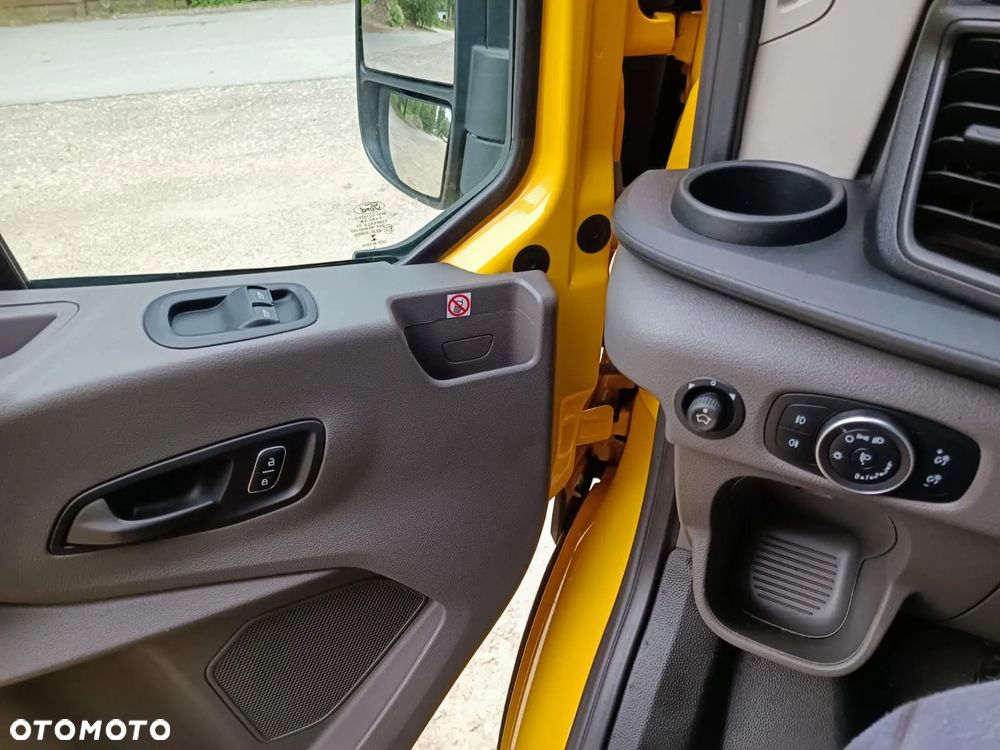 Ford Transit FCD - 19