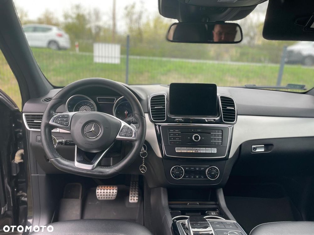 Mercedes-Benz GLE - 7