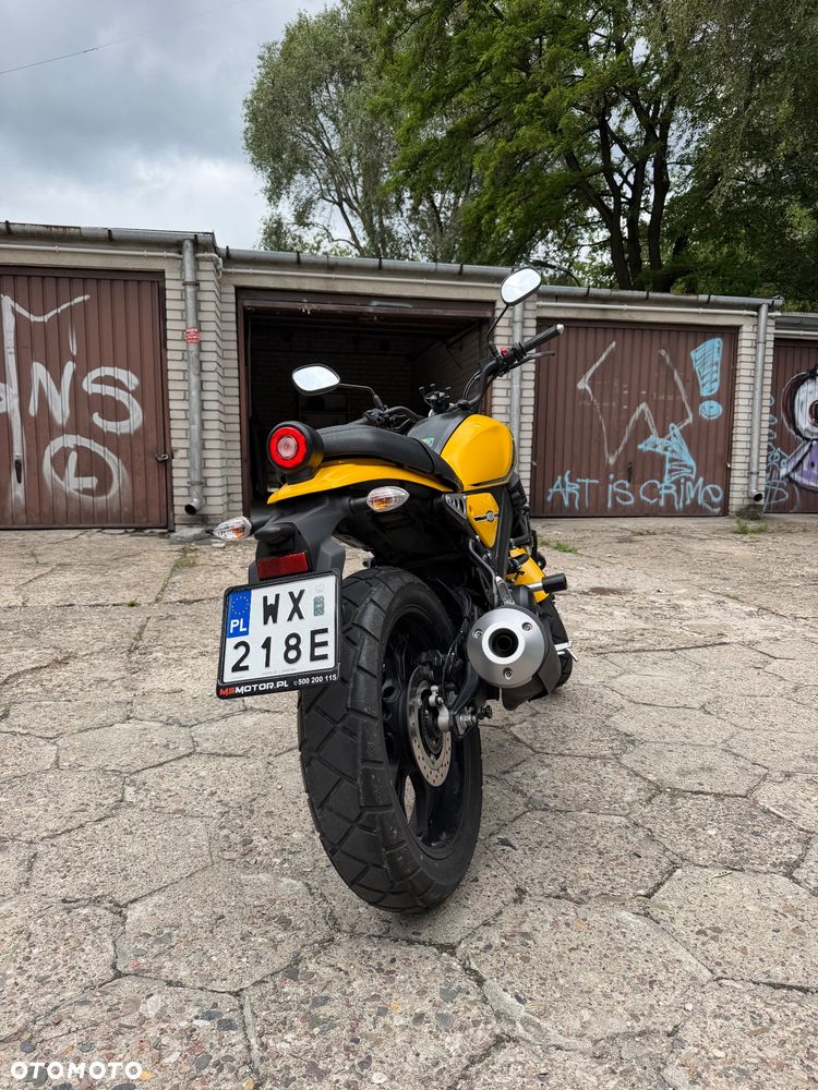Yamaha XSR - 6