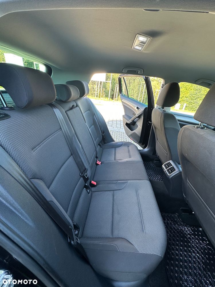 Volkswagen Golf VI 1.6 TDI BlueMot Trendline - 11