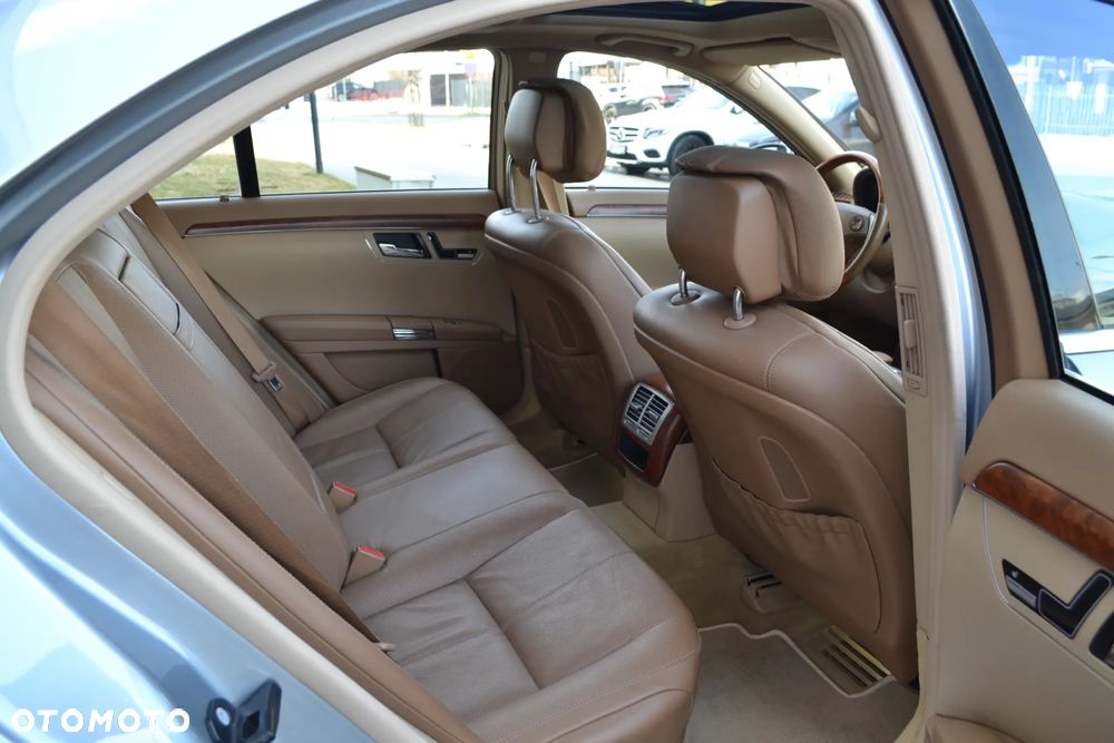Mercedes-Benz Klasa S 500 7G-TRONIC - 23