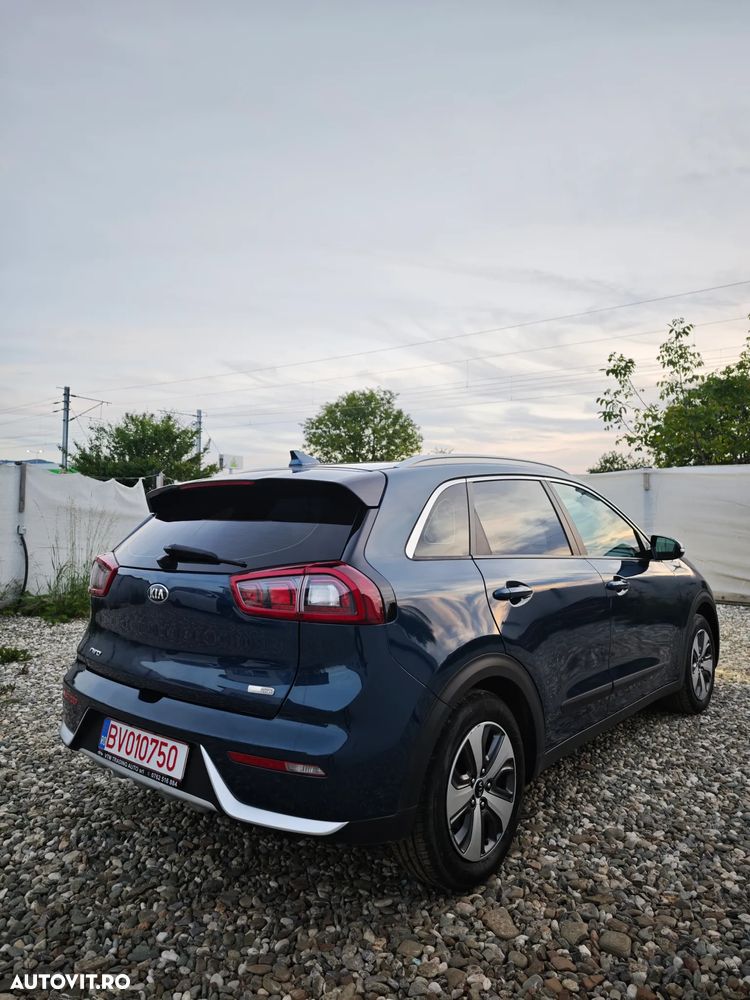 Kia Niro 1.6 GDI 2WD Aut. Spirit - 6