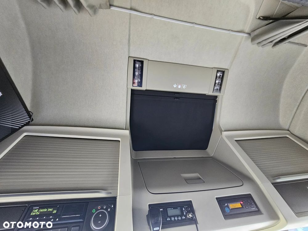Volvo FH500 XXL PIĘKNA OPCJA!,Zawieszenie przód i tył na poduszkach, - 27