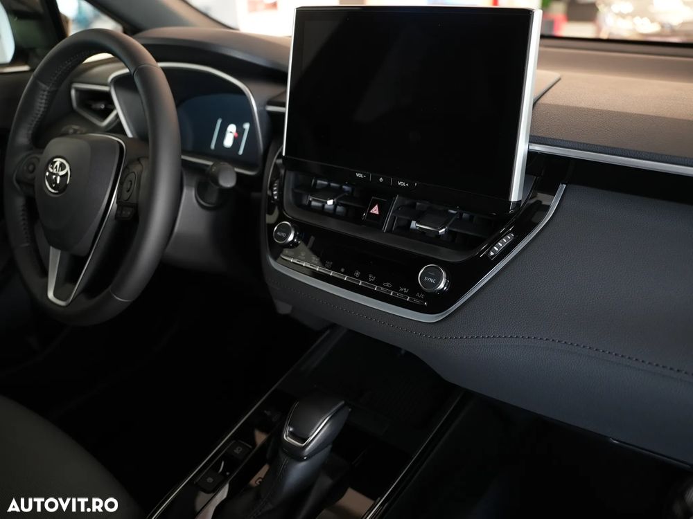 Toyota Corolla Cross - 9