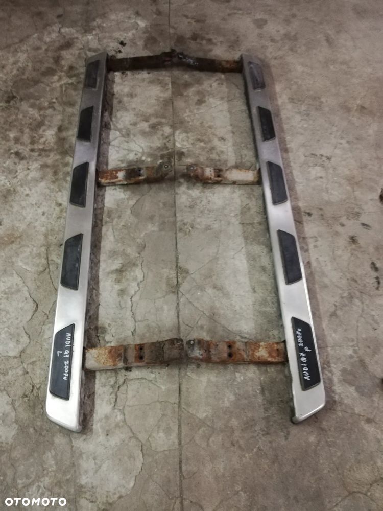 AUDI Q7 4L 06-09 PODEST STOPIEŃ PRÓG PRAWY LEWY - 1