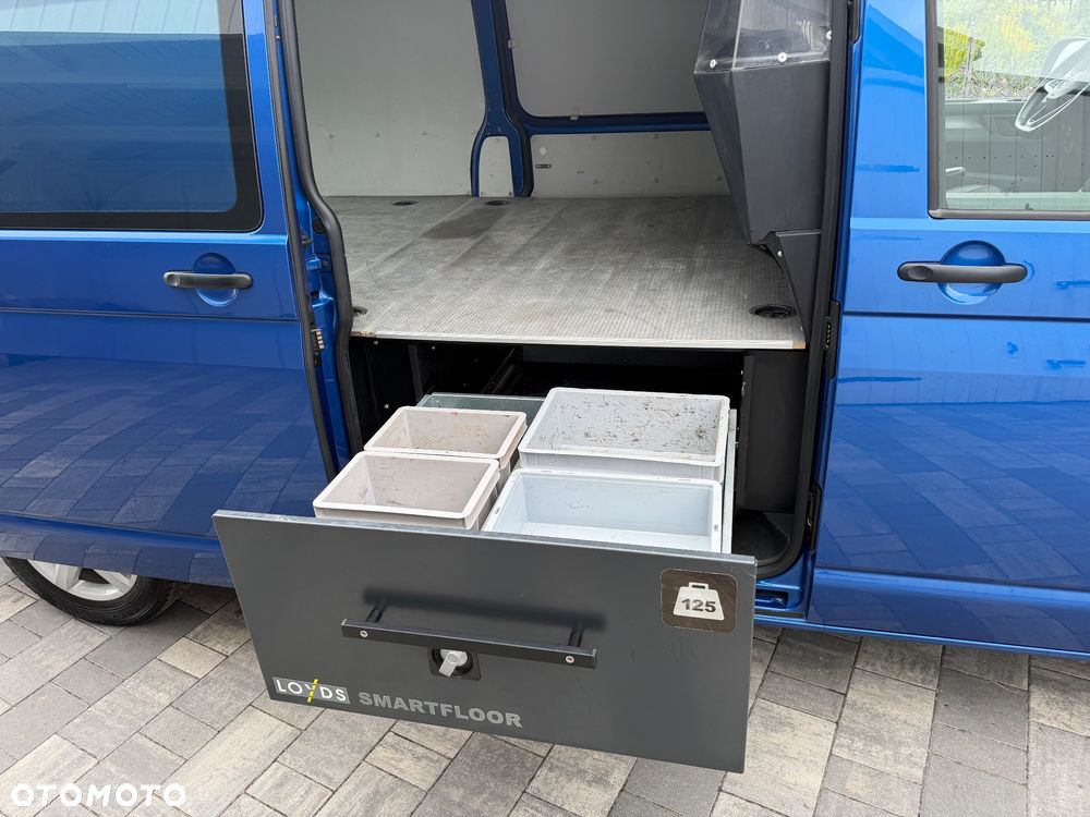 Volkswagen Transporter - 30