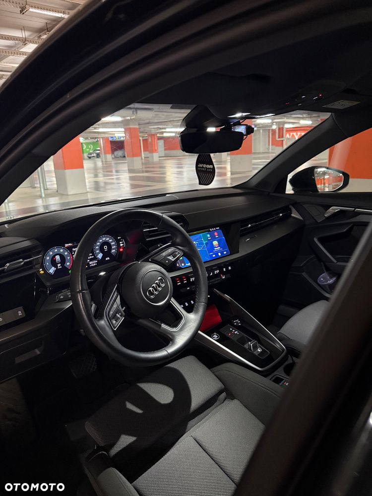 Audi A3 Sportback 30 TFSI S tronic - 5
